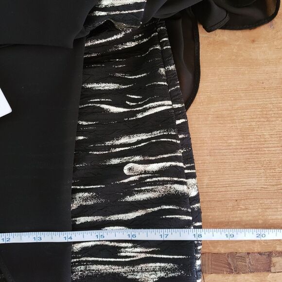 Frank Lyman Size 6 Small Black Grey Layered Asymmetrical Beaded Scoop Neck Top - Picture 9 of 11